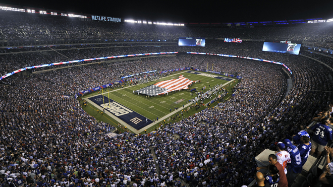A general overall view of the Metlife Stadium as the New York Giants host the Dallas Cowboys in the opening game of the NFL football season in East Rutherford, New Jersey, September 5, 2012. REUTERS/Ray Stubblebine (UNITED STATES - Tags: SPORT FOOTBALL)